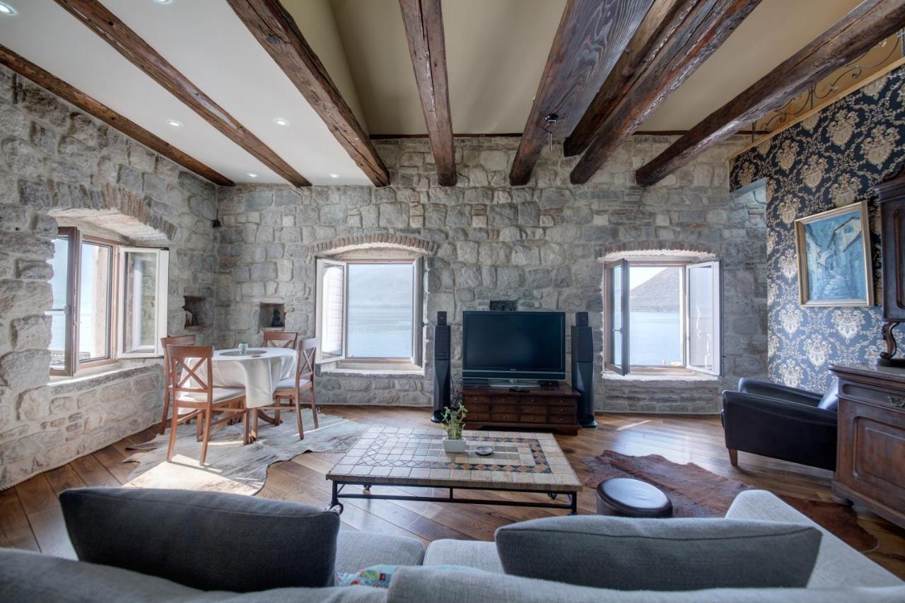 Kazerma Apartment Perast Extérieur photo