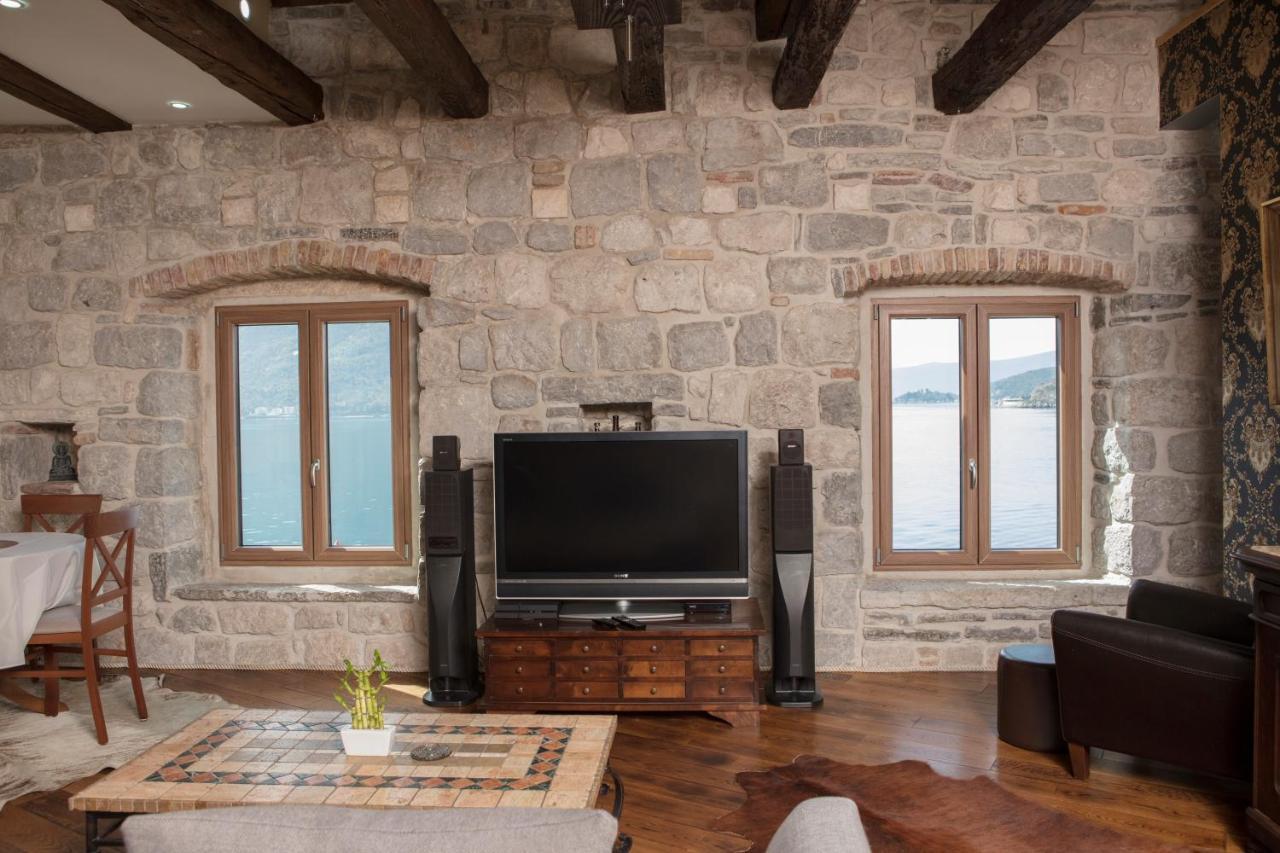 Kazerma Apartment Perast Extérieur photo