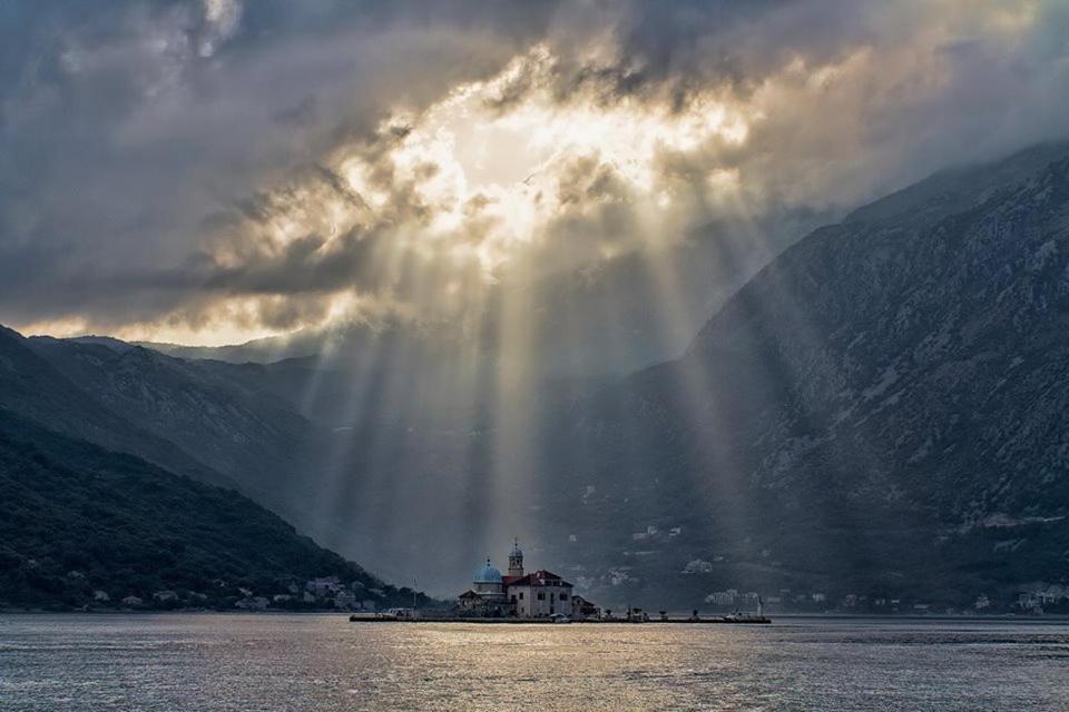 Kazerma Apartment Perast Extérieur photo